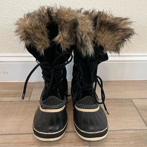Sorel - Joan of Arc style boots- sz 7